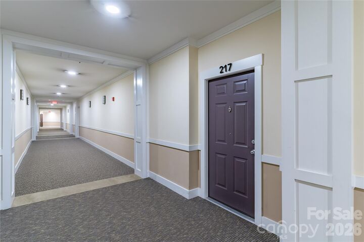 Property Photo:  1000 E Woodlawn Road 217  NC 28209 