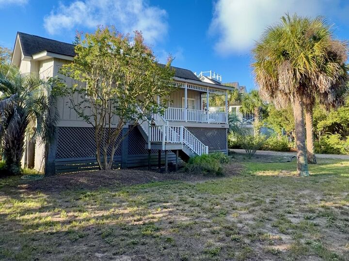 Property Photo:  2863 Middle Street  SC 29482 