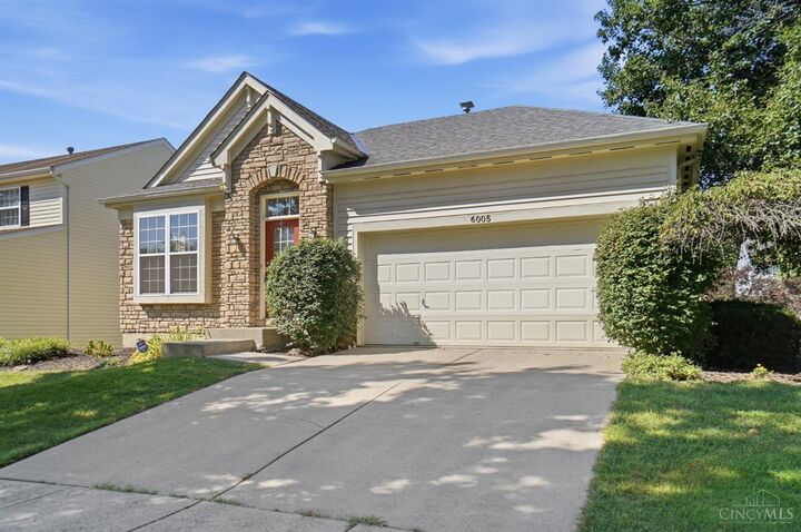 Property Photo: 6005 Hidden Oaks Court OH 45039