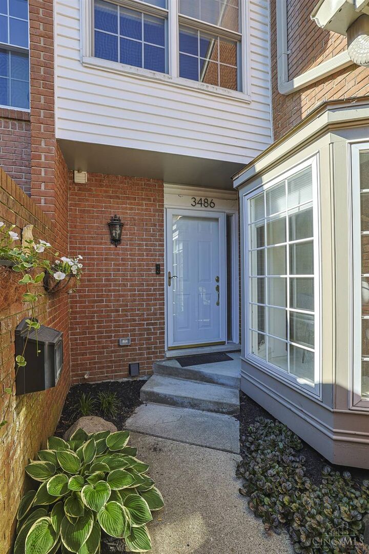 Property Photo:  3486 Forestoak Court  OH 45208 
