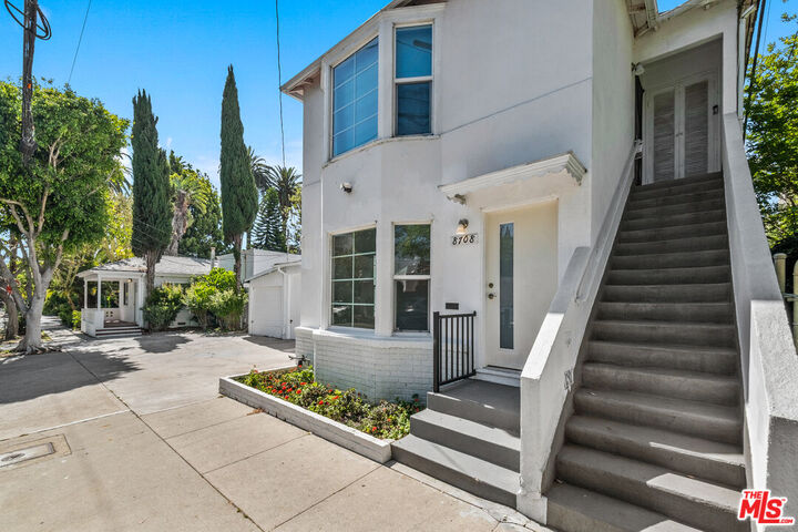 Property Photo:  8708 W Sherwood Dr  CA 90069 