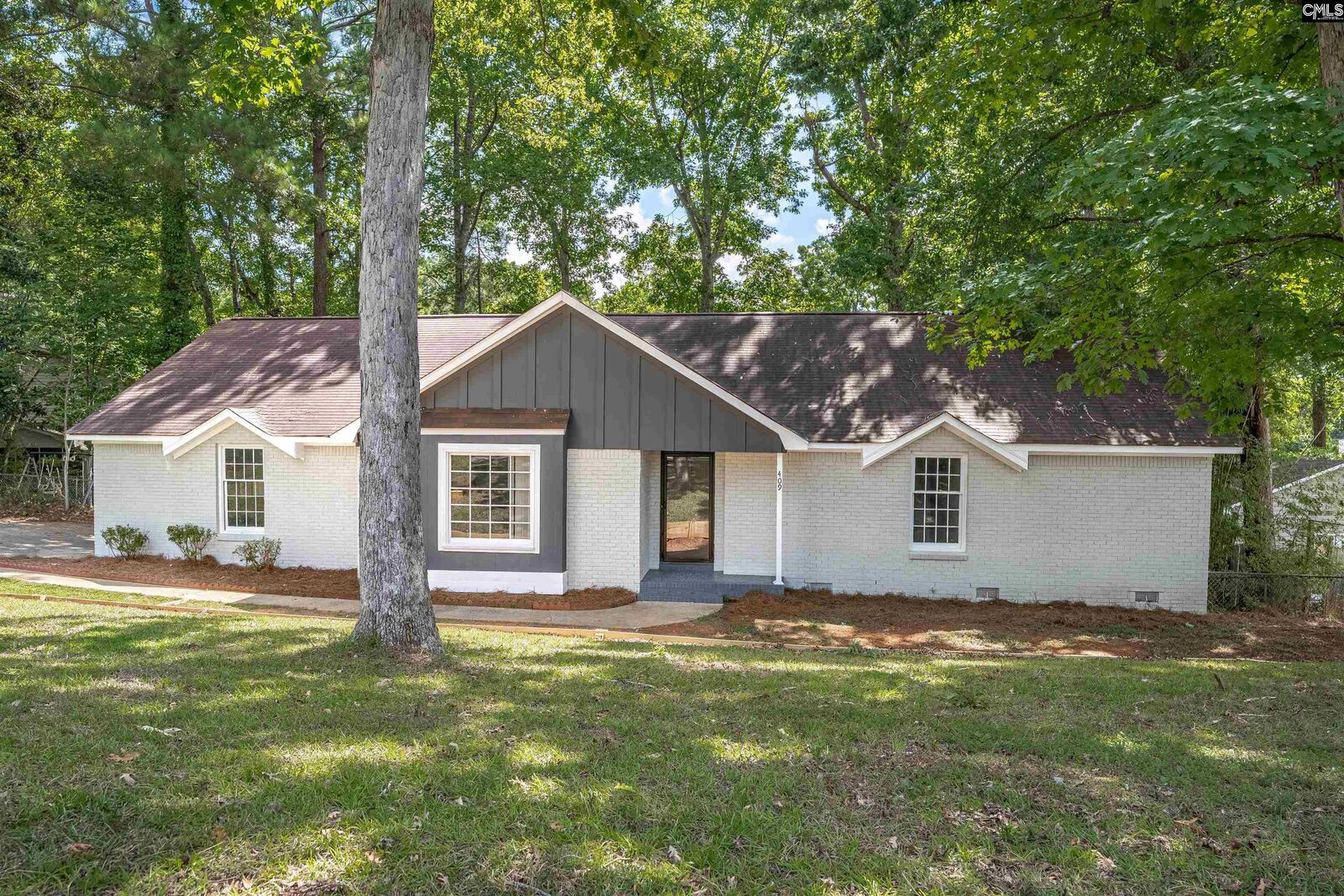 Property Photo:  409 Lewes  SC 29212 