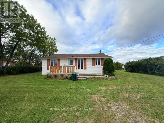 Property Photo:  120 Government Road Opasatika  ON P0L 1Z0 