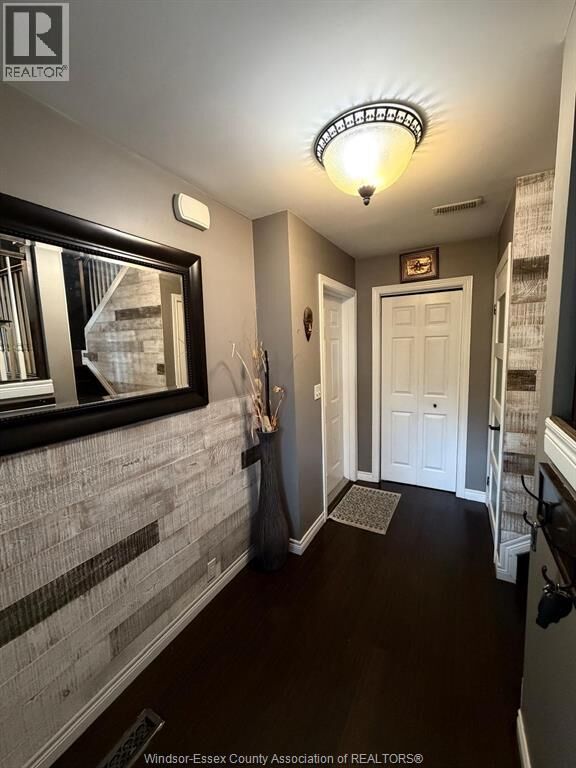 Property Photo:  1862 Spring Garden Main  ON N9E 3P6 
