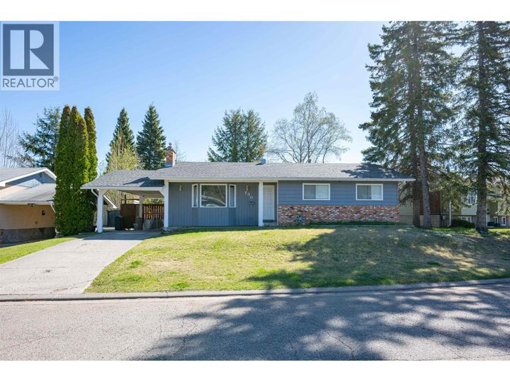 Property Photo:  730 Faulkner Crescent  BC V2M 5C9 