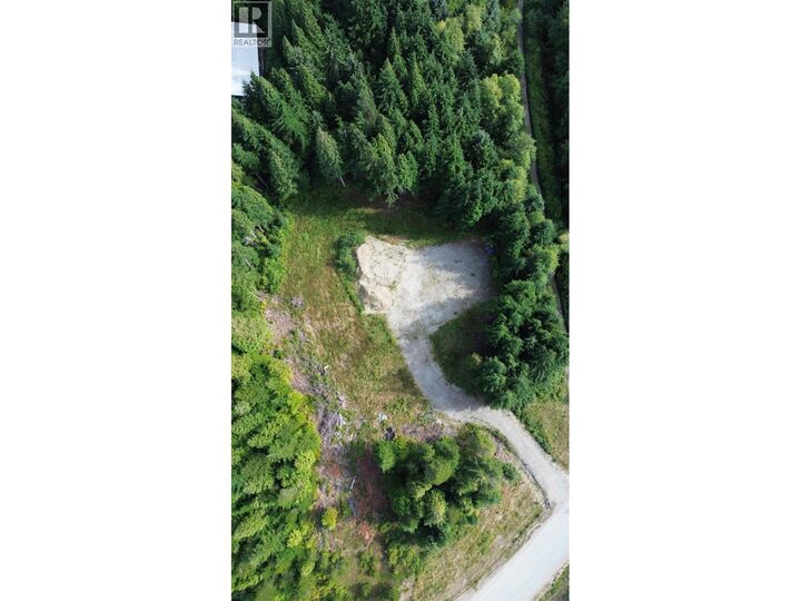 Photo de la propriété:  20 Elderberry Street  BC V8C 0A9 