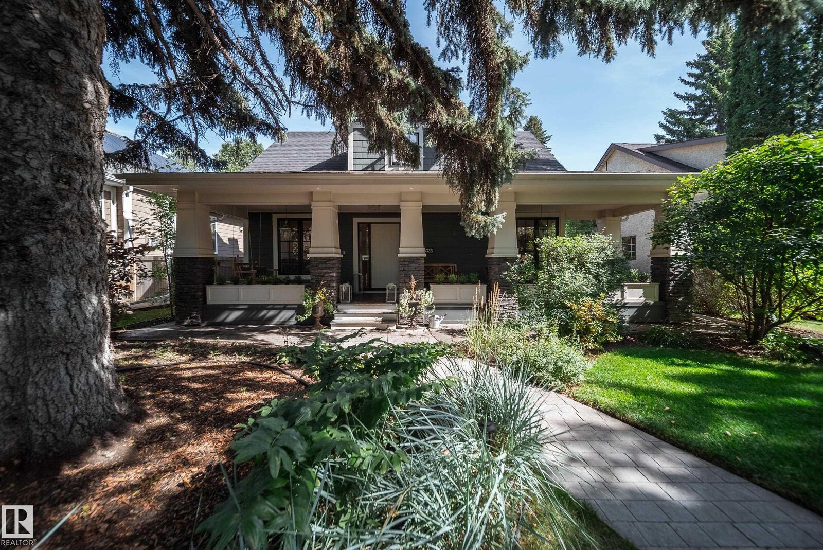 Property Photo:  10335 137 Street NW  AB T5N 2H2 