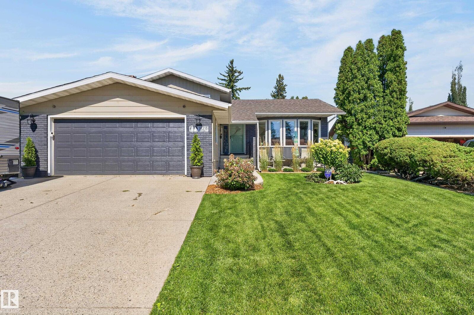 Property Photo:  18316 71 Avenue NW  AB T5T 2V7 