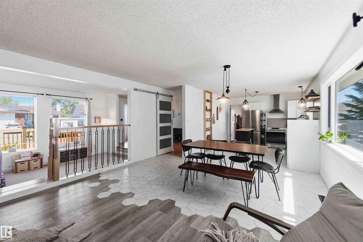 Property Photo:  4335 53 Avenue  AB T0B 4J0 