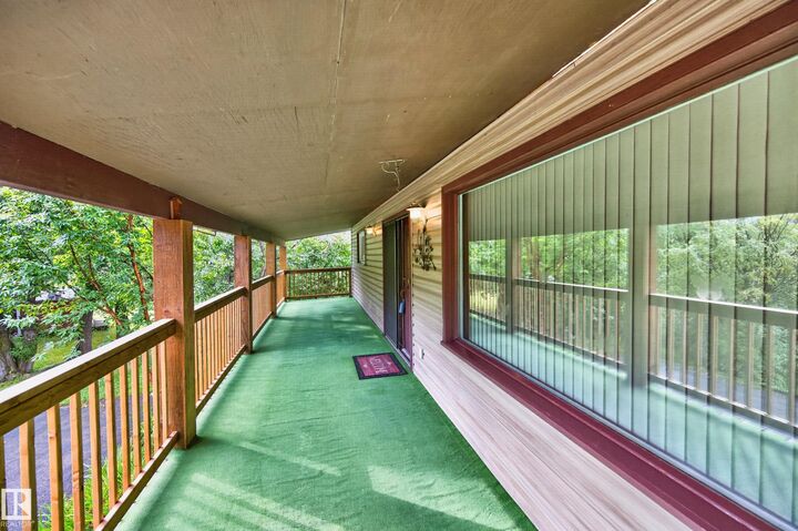 Property Photo: 52063 Rge Road 225 206 AB T8C 1C3