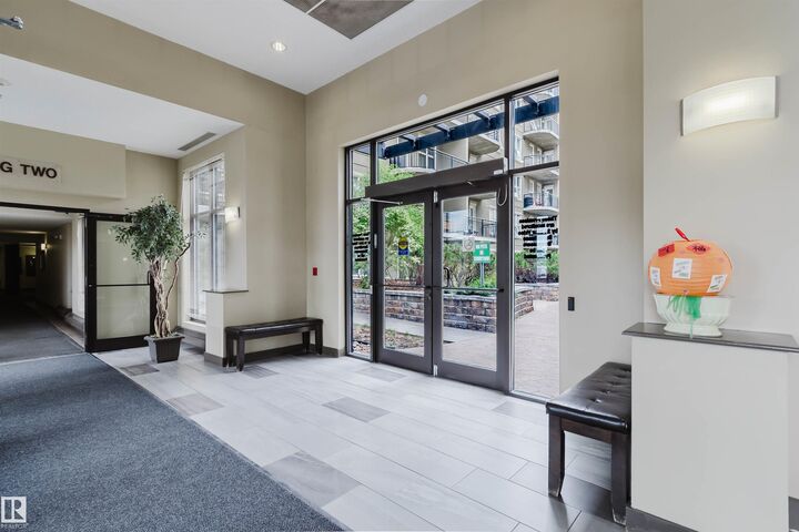 Property Photo:  4245 139 Avenue NW 1-405  AB T5Y 3E8 