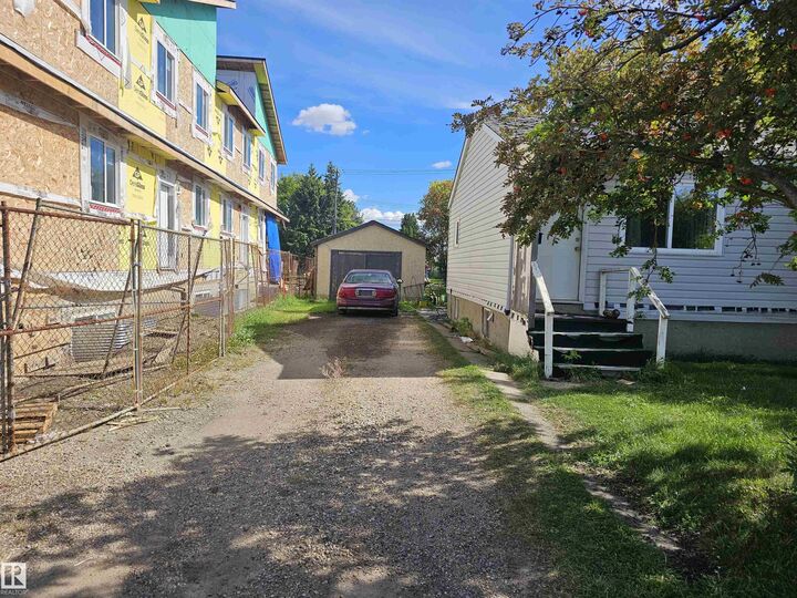 Property Photo: 9905 163 Street NW AB T5P 3N3