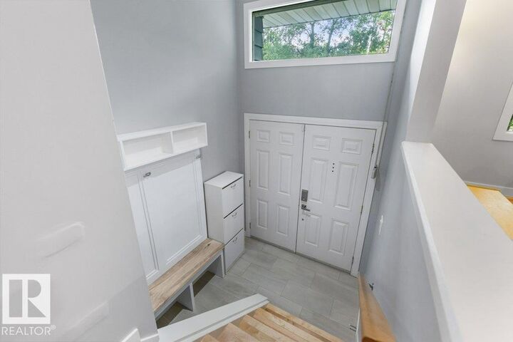 Property Photo:  73 Linwood Crescent  AB T8N 1P6 