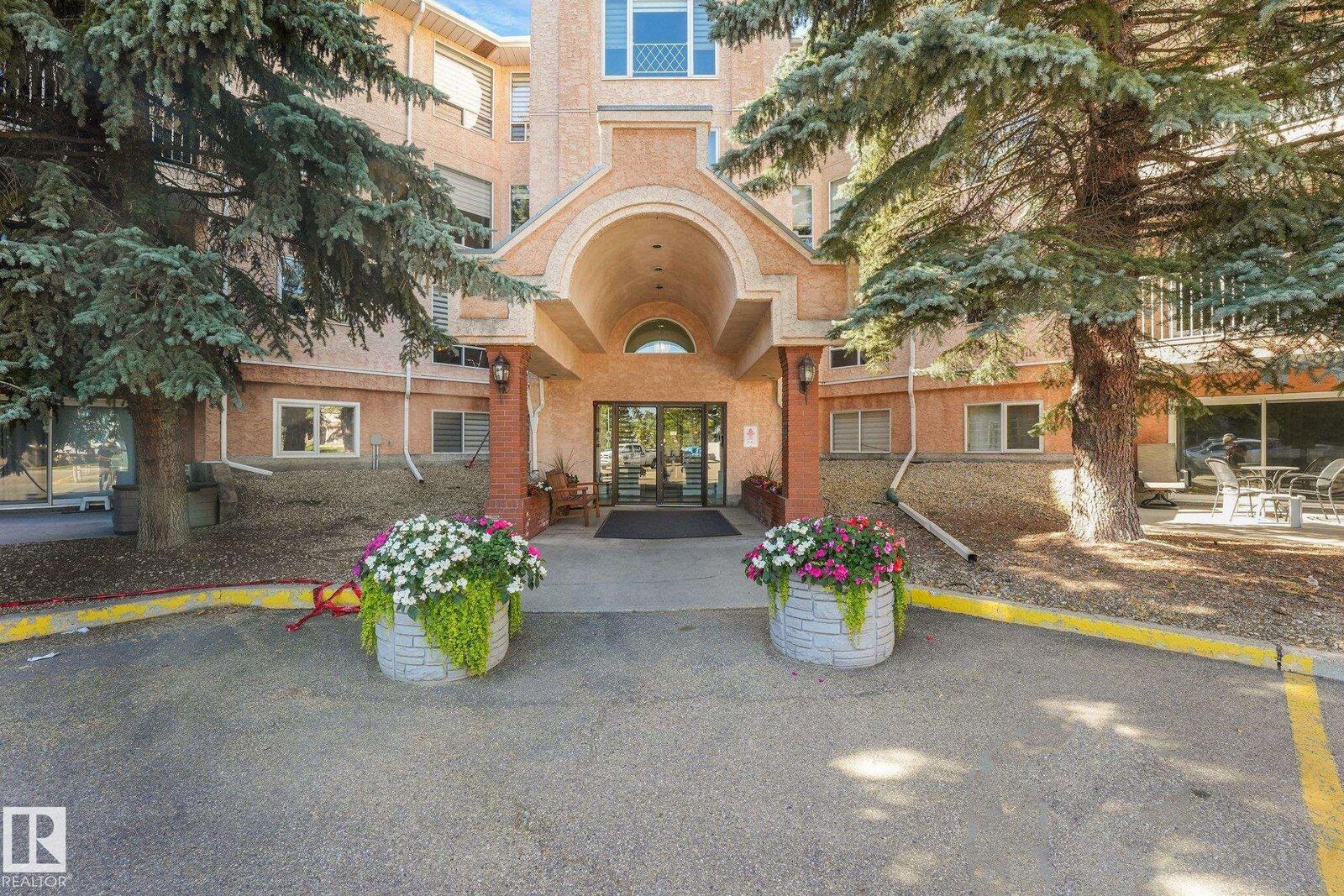 Property Photo: 10945 21 Avenue NW 307 AB T6J 6R3