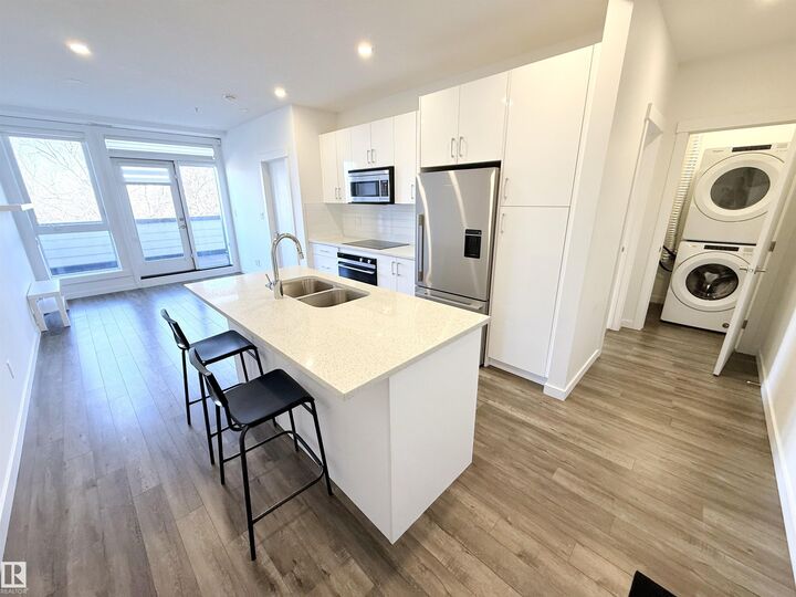 Property Photo:  11503 76 Avenue NW 405  AB T6G 0K6 