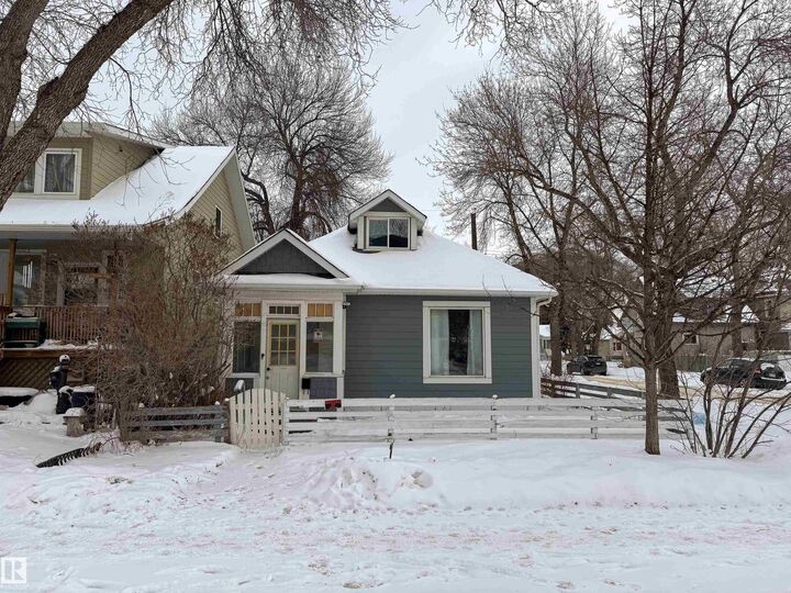 Property Photo:  10803 93 Street NW  AB T5H 1Y7 