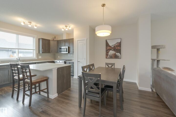 Property Photo:  2270 Glenridding Boulevard SW  AB T6W 3P5 