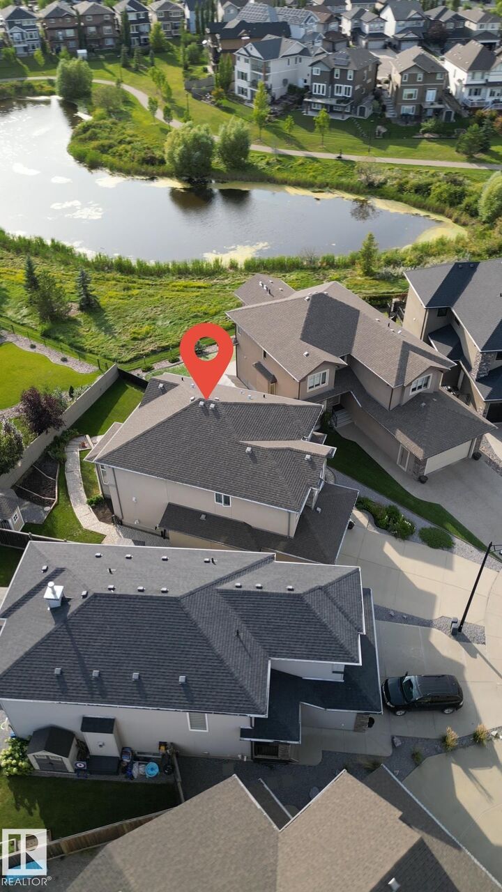 Property Photo:  914 Crystallina Nera Way NW  AB T5Z 0L1 