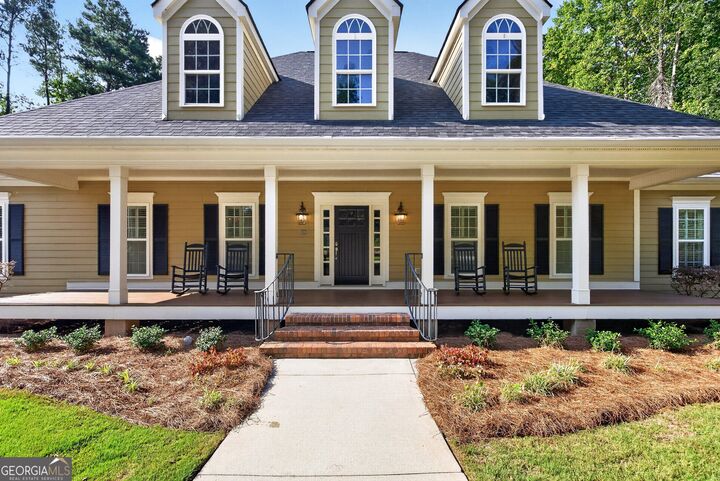 Property Photo:  1541 Palmetto Tyrone Road  GA 30277 