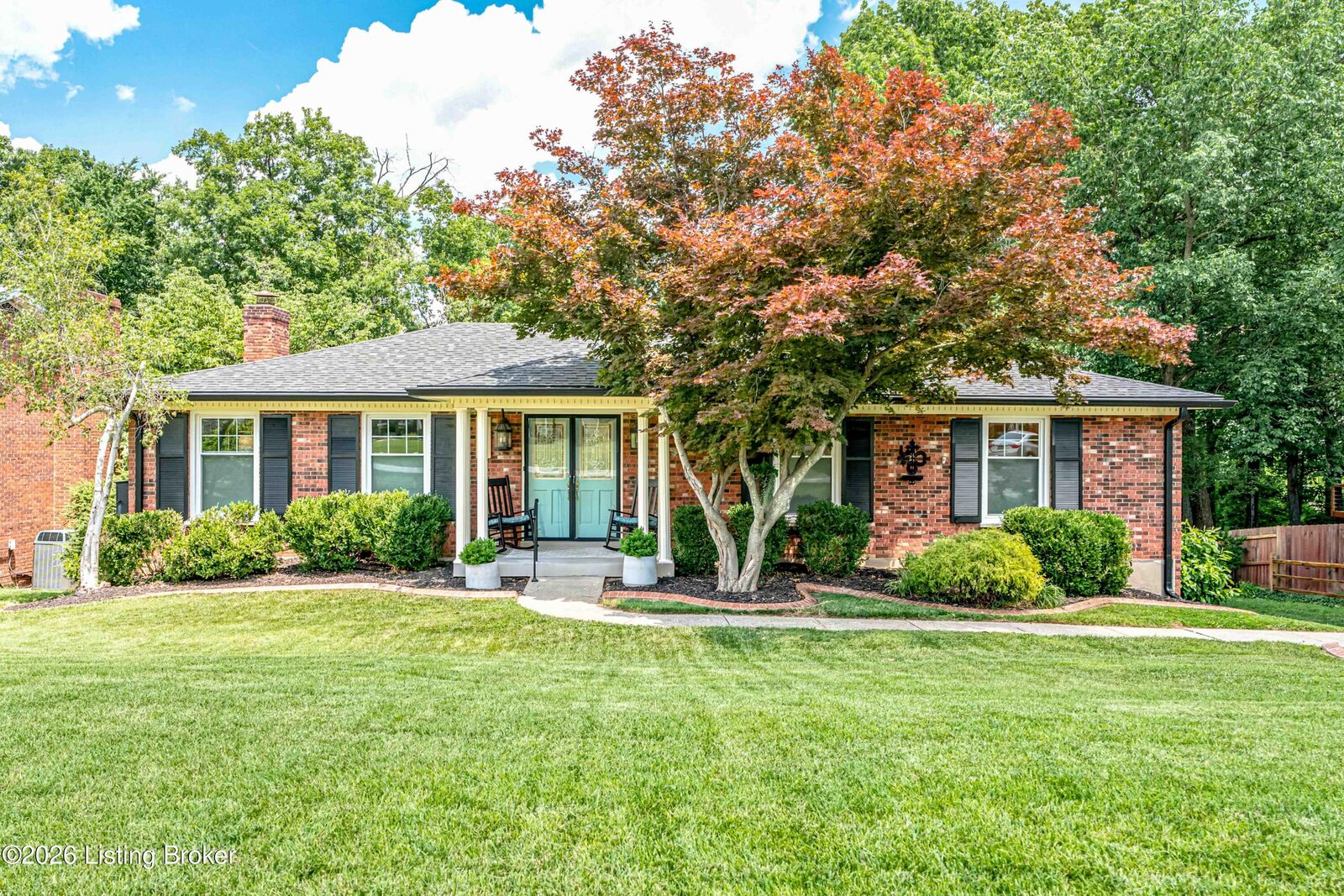 Property Photo:  9107 Split Rail Dr  KY 40272 