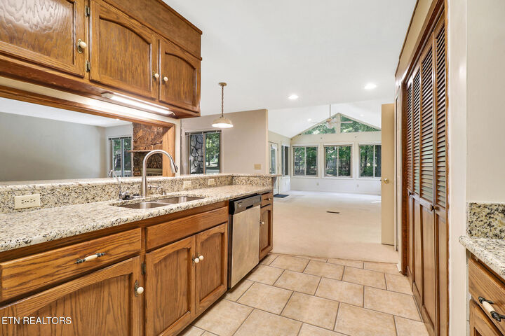 Property Photo:  105 Anglewood Drive  TN 38558 
