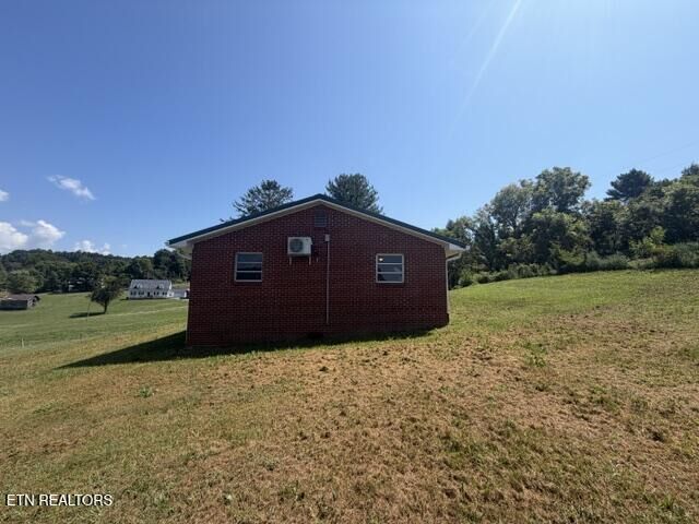 Property Photo:  526 Blue Hollow Rd  VA 24281 