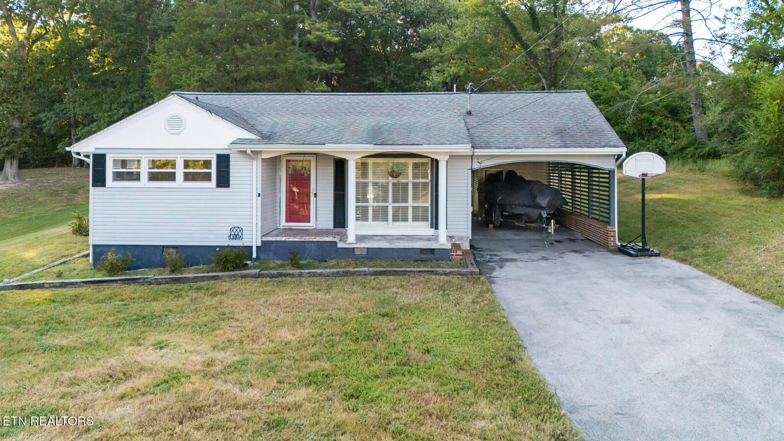 Property Photo: 202 Scott Lane TN 37763