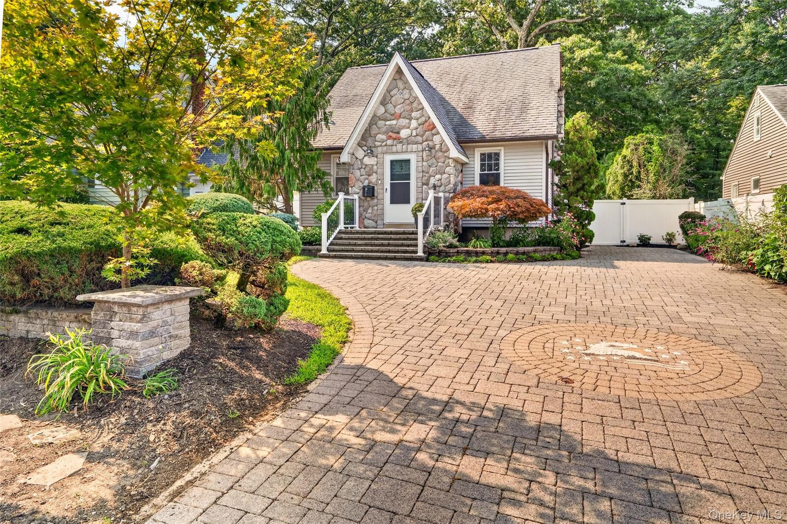Property Photo:  15 W Palisades Avenue  NY 10954 