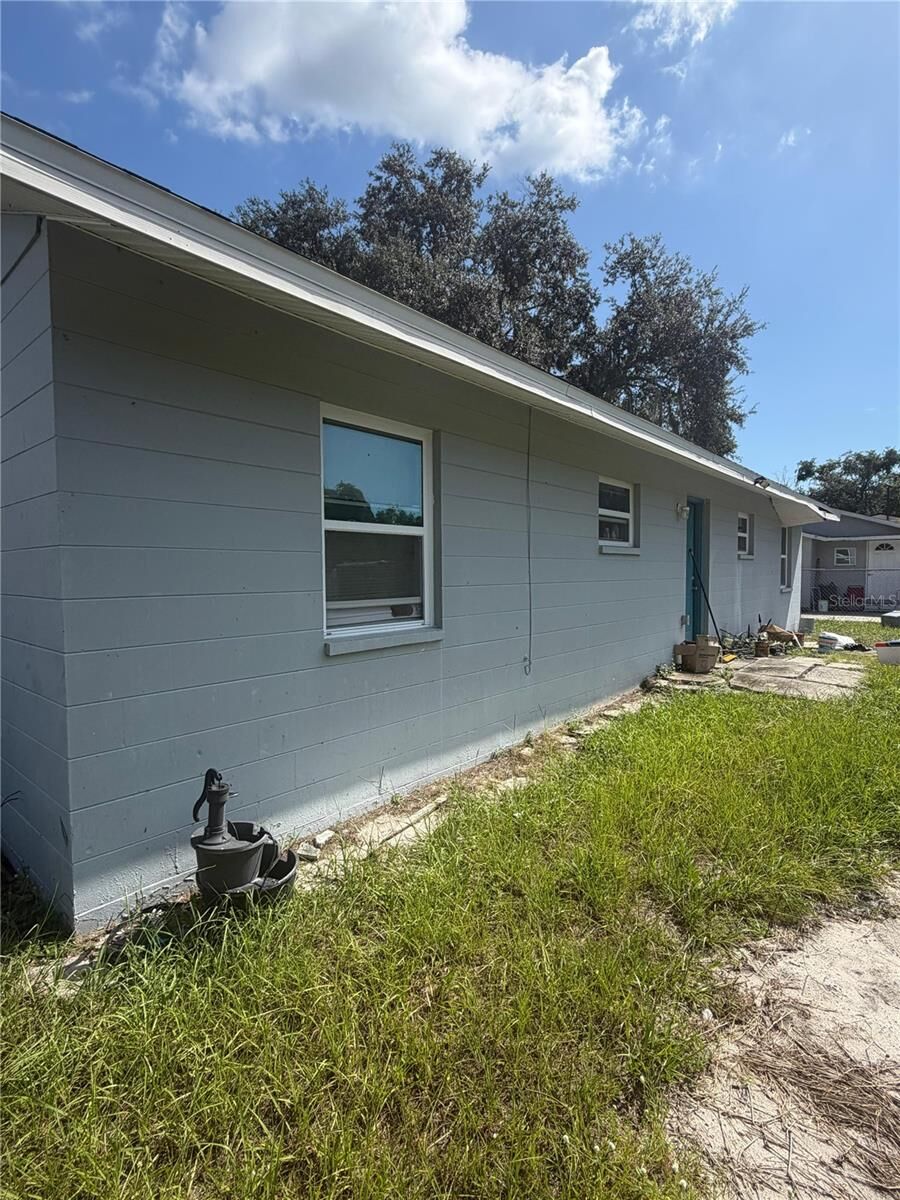 Property Photo: 2301 Weber Street FL 33801