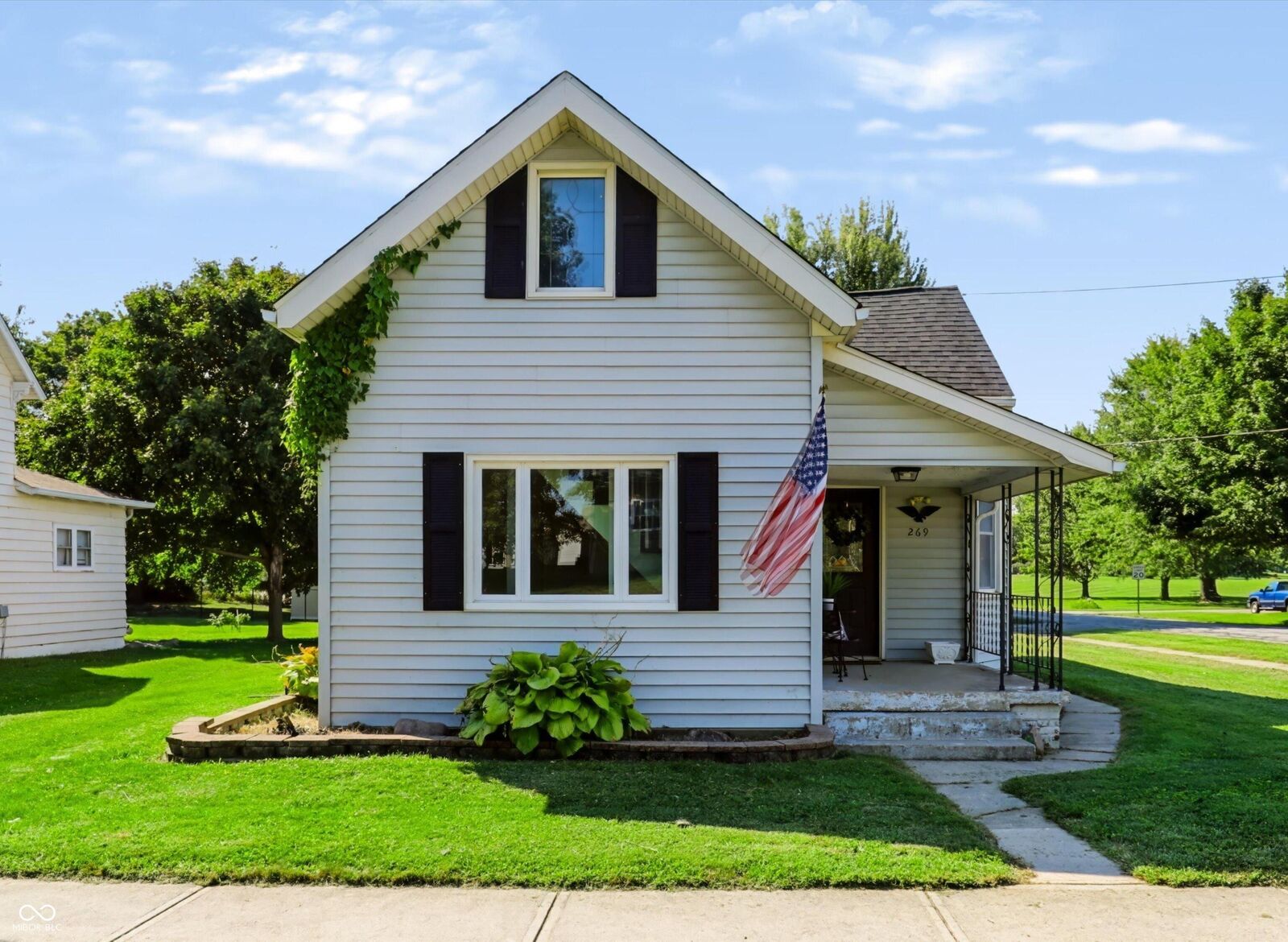 Property Photo:  269 W Buckeye Street  IN 46034 