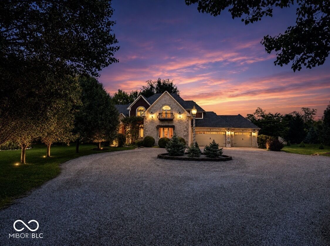 Property Photo:  6223 N 200 E  IN 46184 