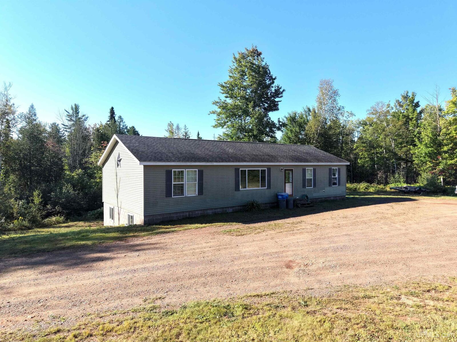 Property Photo: 9435 Co Rd Pg Road MI 49849-0000