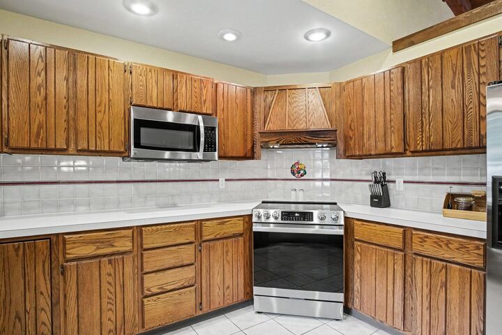 Property Photo:  986 Luce Street SW  MI 49534 