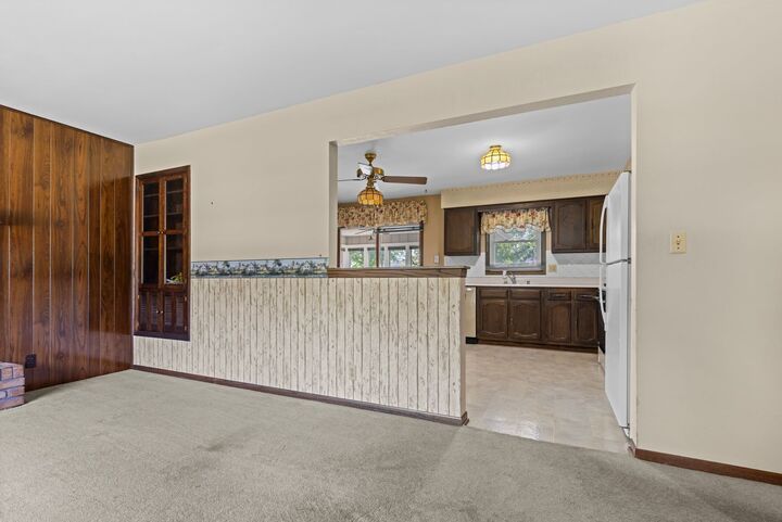 Property Photo: 601 Windfield Lane IL 61115