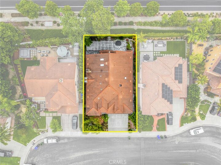 Property Photo: 8040 Corte Sasafras CA 92009