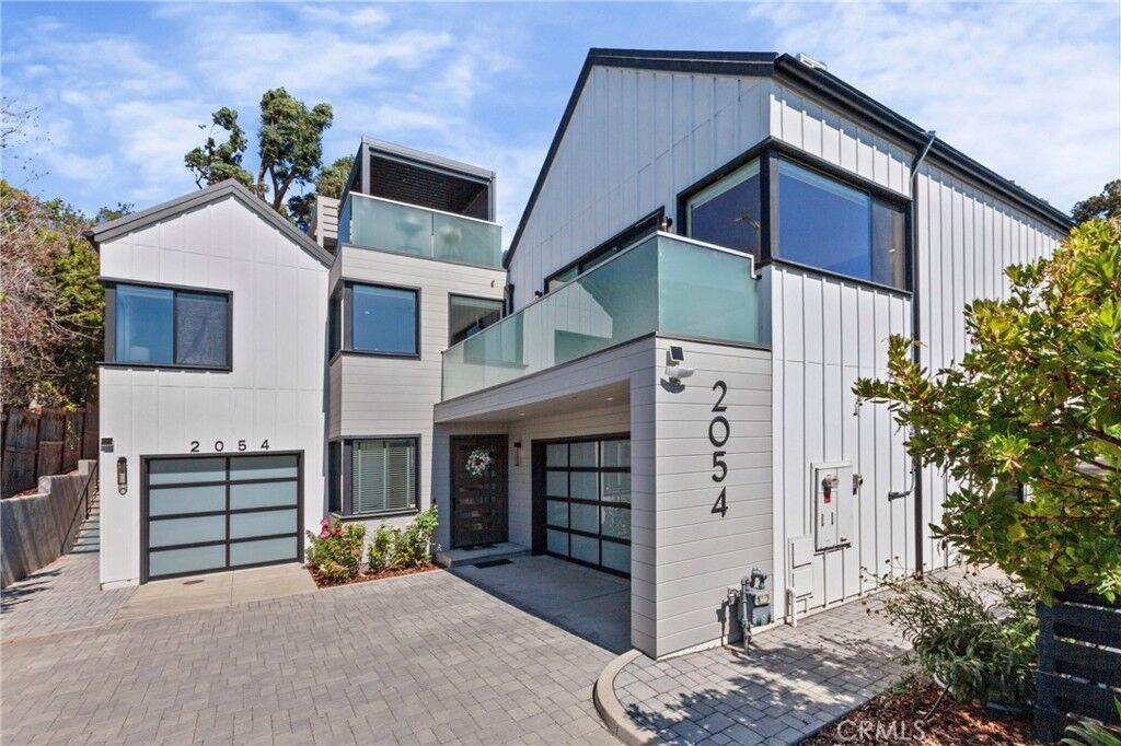 Property Photo:  2054 Fixlini Street  CA 93401 