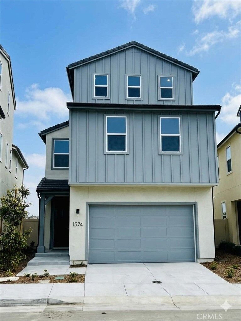 Property Photo: 1374 Blue Port Way CA 92054