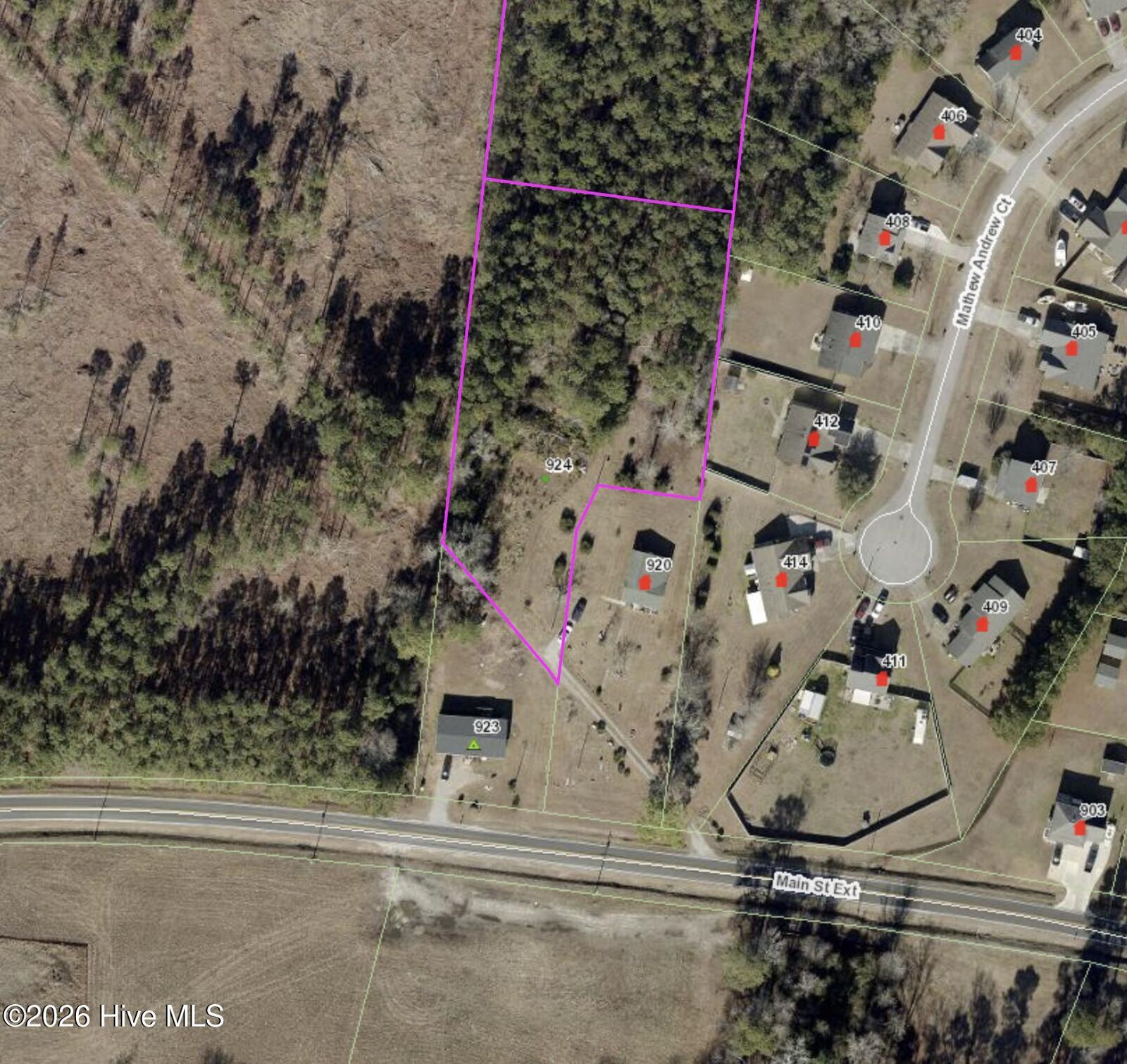 Property Photo:  924 Main Ext  NC 28584 