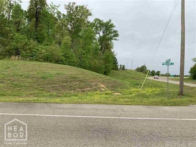 Property Photo: 2714 W Matthews AR 72401