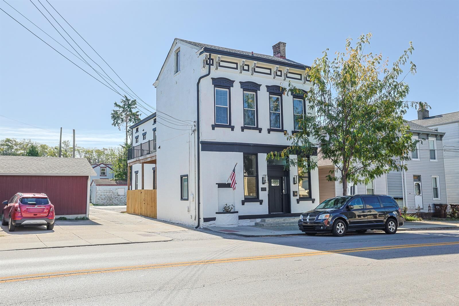 Property Photo: 228 E 10th Street KY 41071