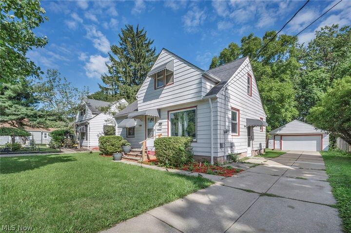 Property Photo: 15805 Grant Avenue OH 44137