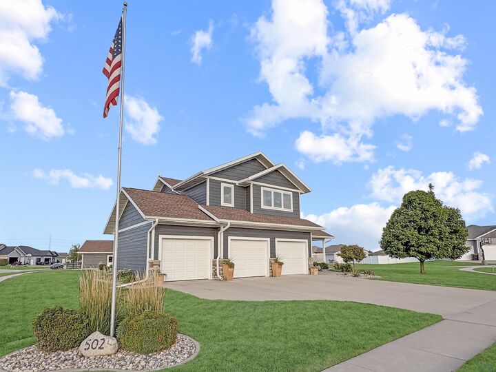 Property Photo:  502 Horseshoe Bend  IA 51054 