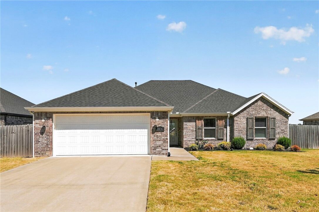 Property Photo:  7656 W Longspur Avenue  AR 72762 