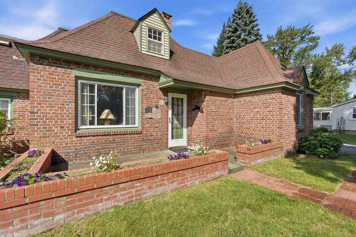 Property Photo:  88 Homestead Avenue  MA 01301 