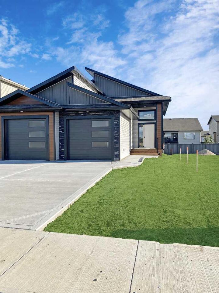 Property Photo:  10526 131 Avenue  AB T8V 6V2 