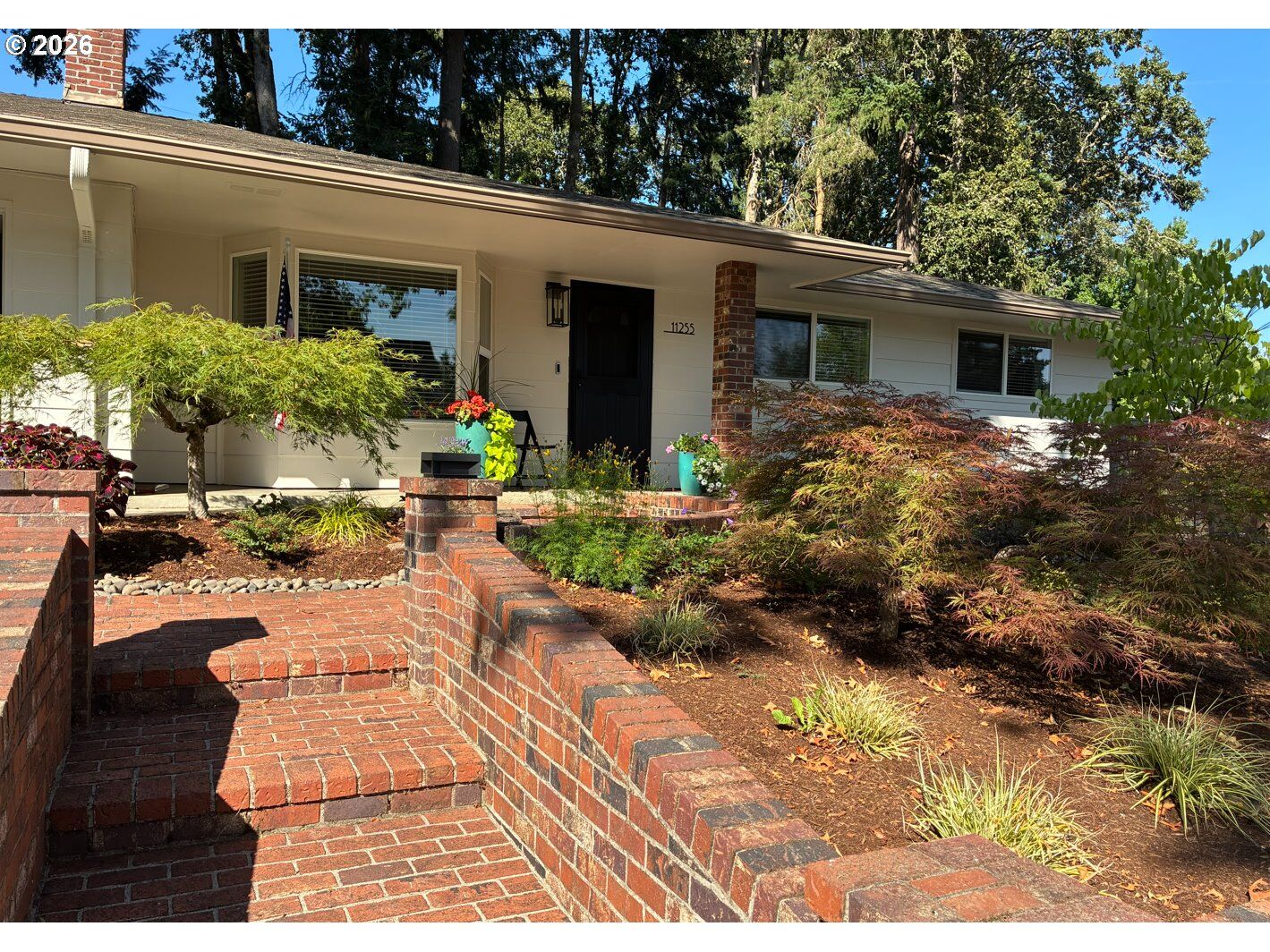 Property Photo:  11255 SW Timberline Dr  OR 97008 