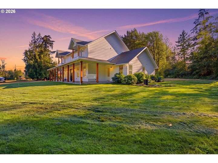 Property Photo:  20606 NE 29th Ave  WA 98642 