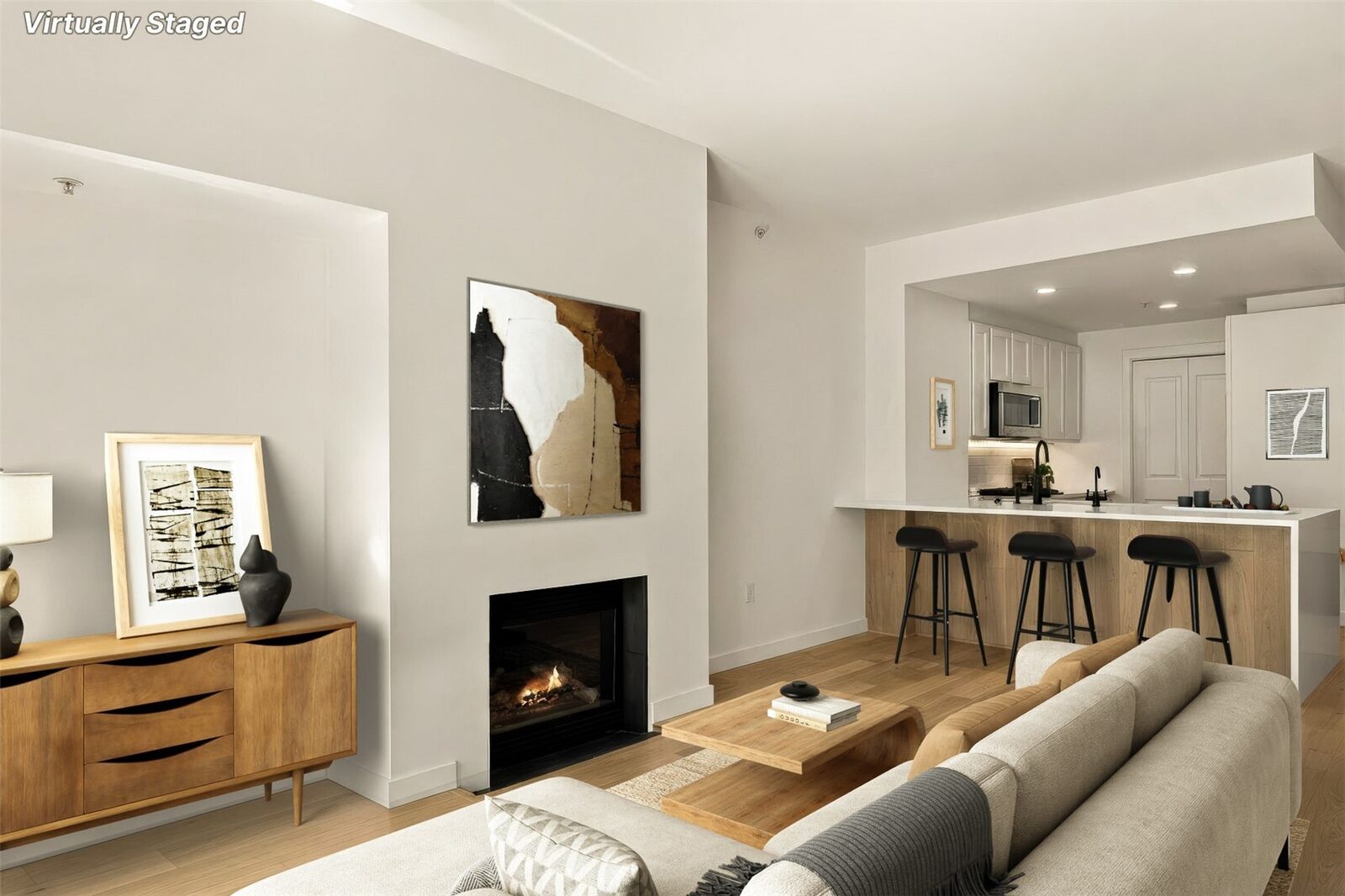 Property Photo:  2607  Western Avenue 302  WA 98121 