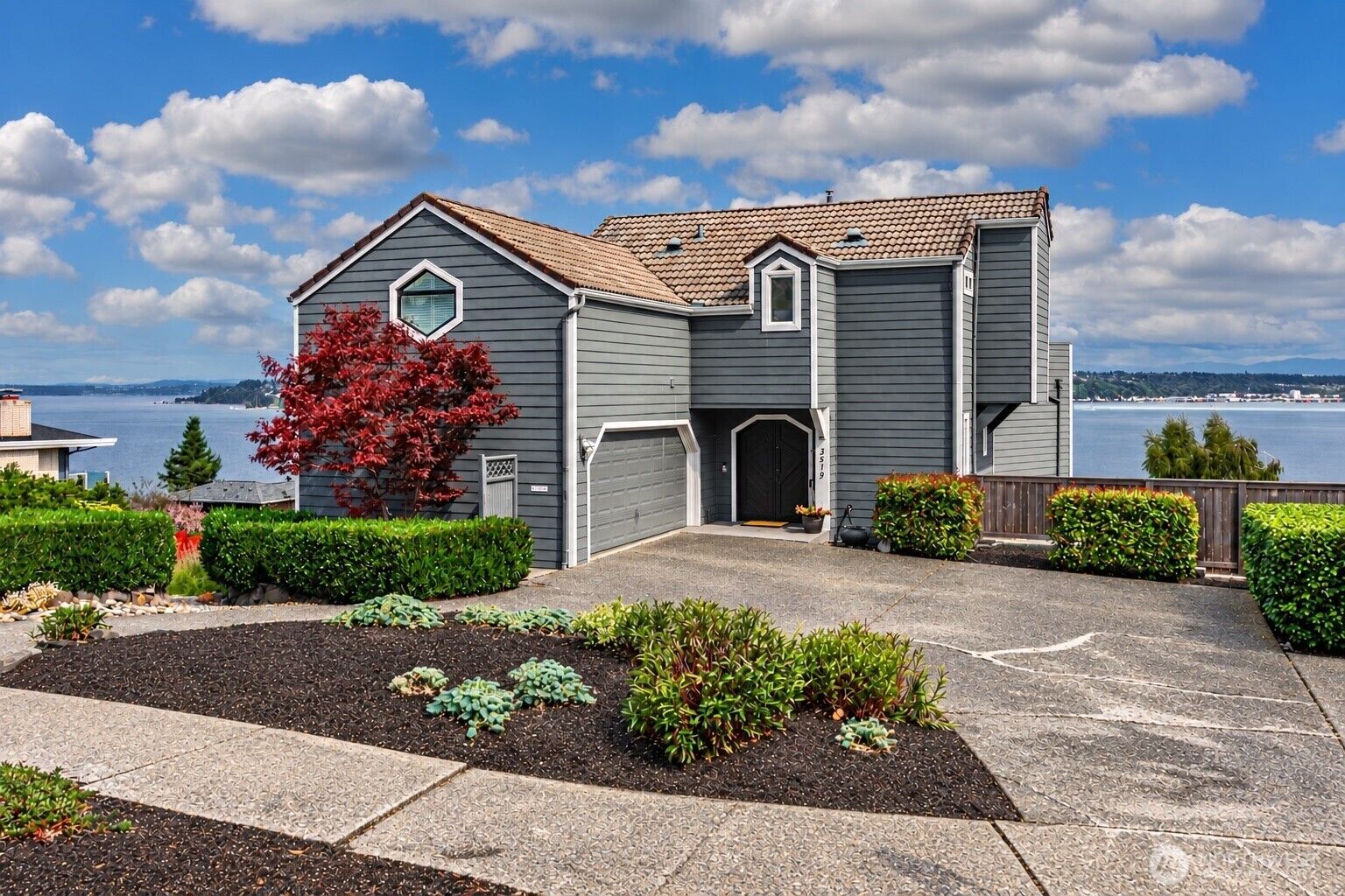 Property Photo: 3519 N Union Avenue 3 WA 98407