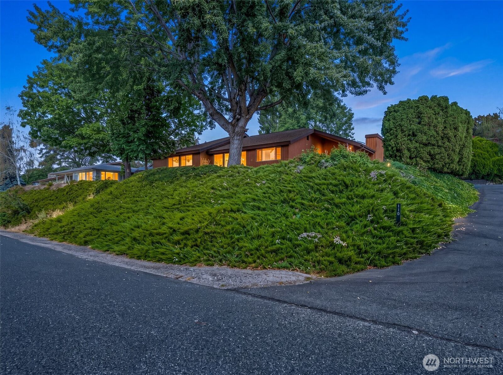Property Photo: 110 View Ridge Circle WA 98801
